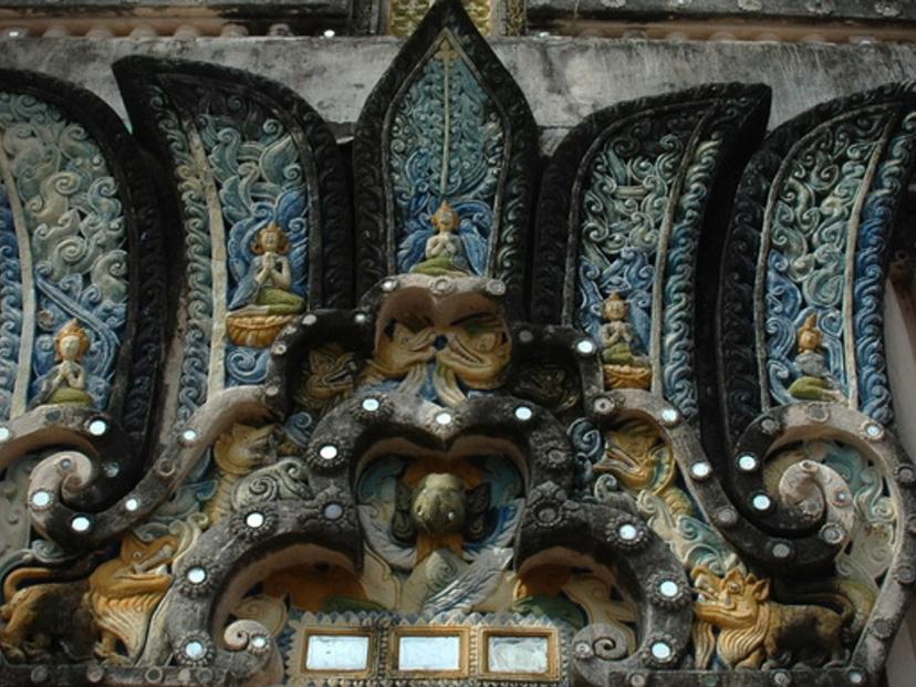 Wat Phra Phuttha Bat Bua Bok