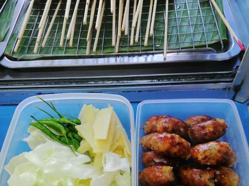 Mae Udom Sausages