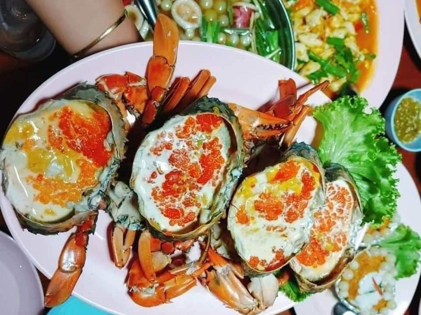 Baantonnmai Seafood Kitchen