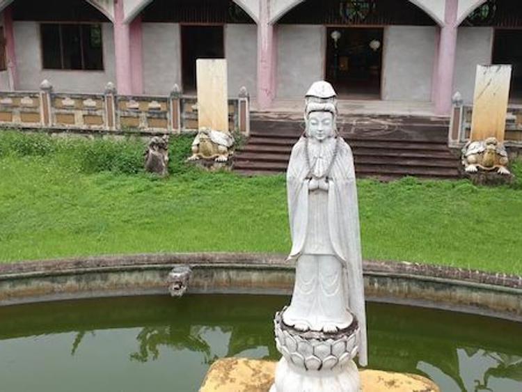 White Jade Guan Yin Temple