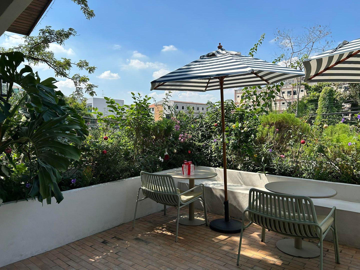 Summer Rain Cafe & Casual Dining