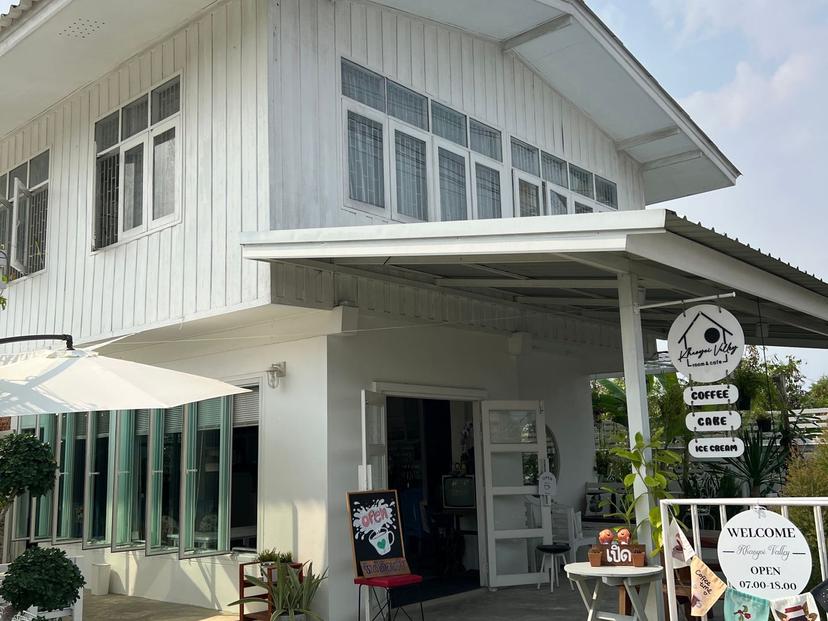 Khaoyoi Valley Room & Cafe