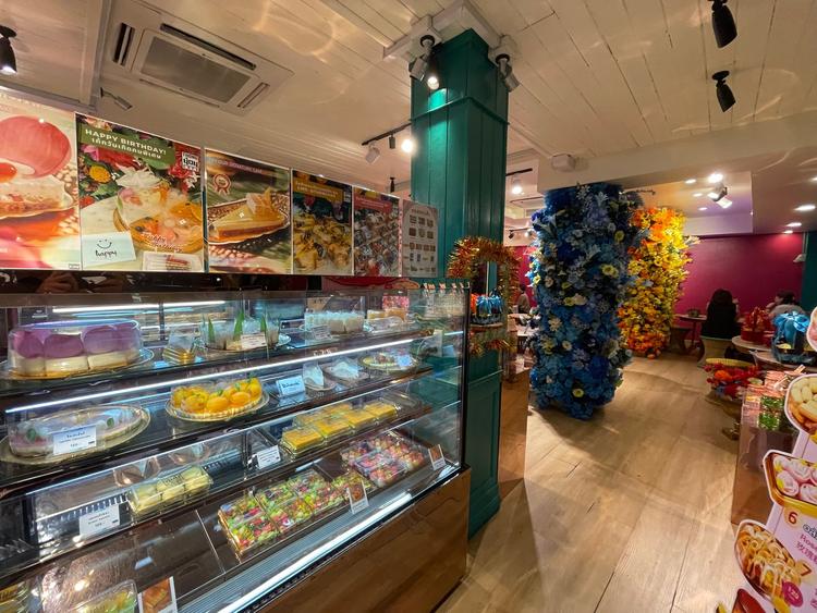 ทองย้อย คาเฟ่ (อารีย์ 4)