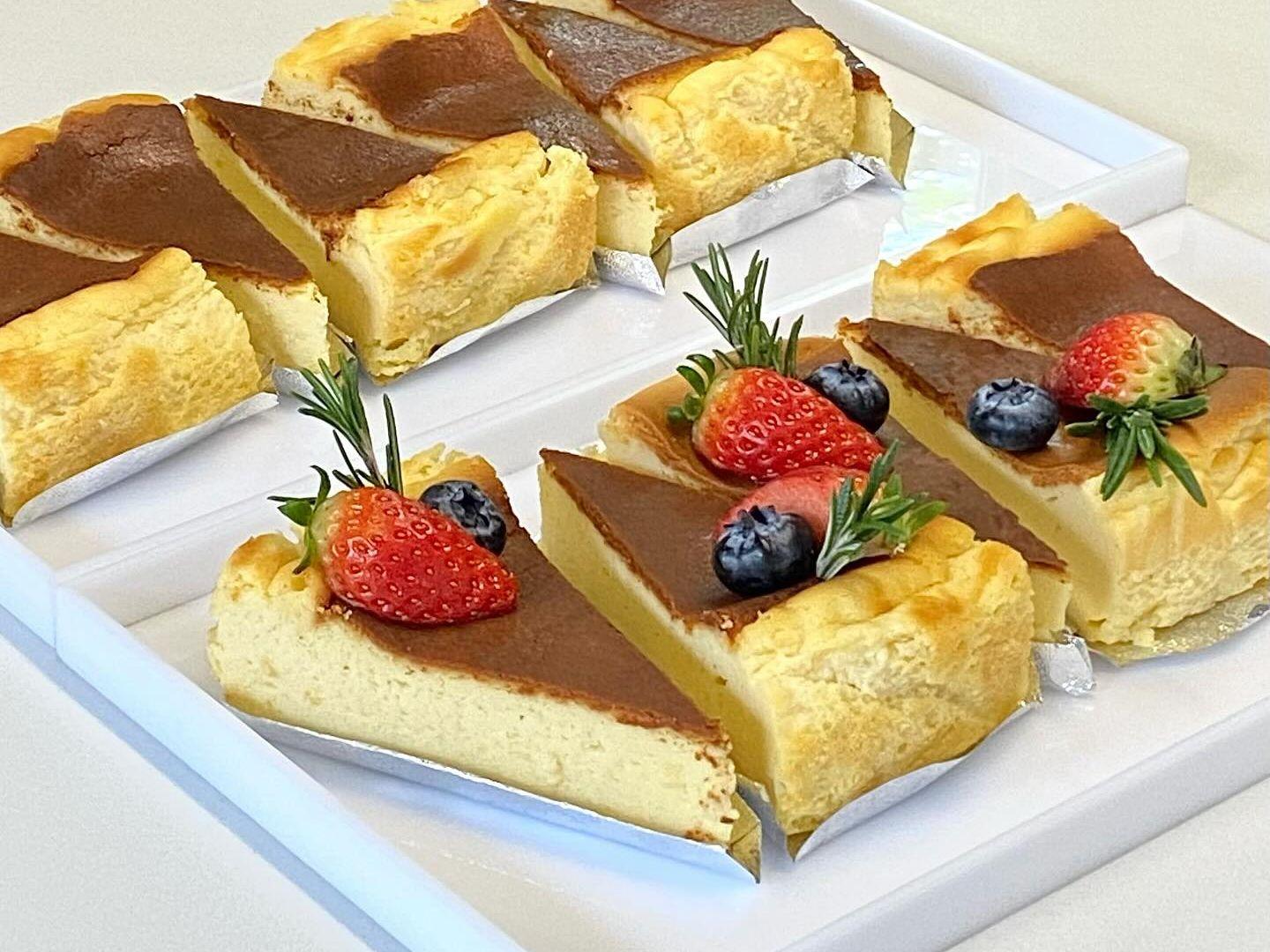 It seems like you did not provide a specific place name in Thai for translation. Please provide the Thai place name you would like to translate to English.