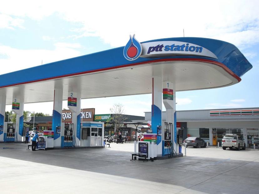 PTT Gas Station, Santisuk Intersection, Pathum Thani Province