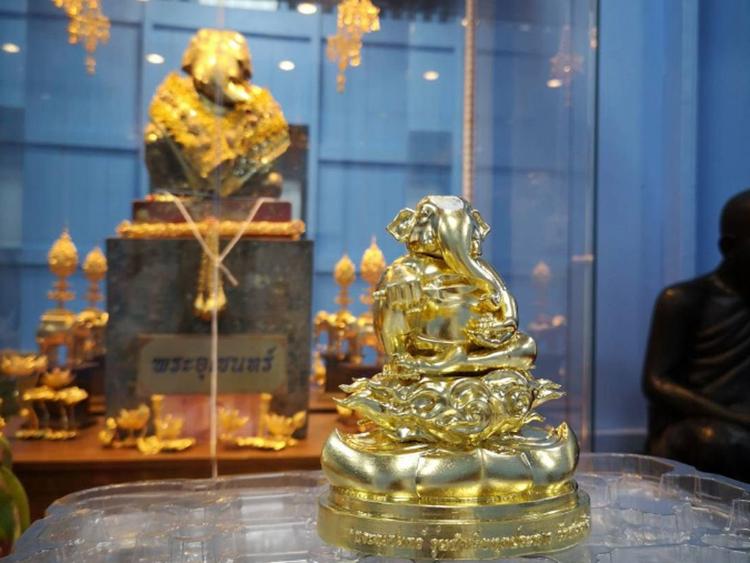 Wat Suan Khan Phra Thaan Klai Wajrasit