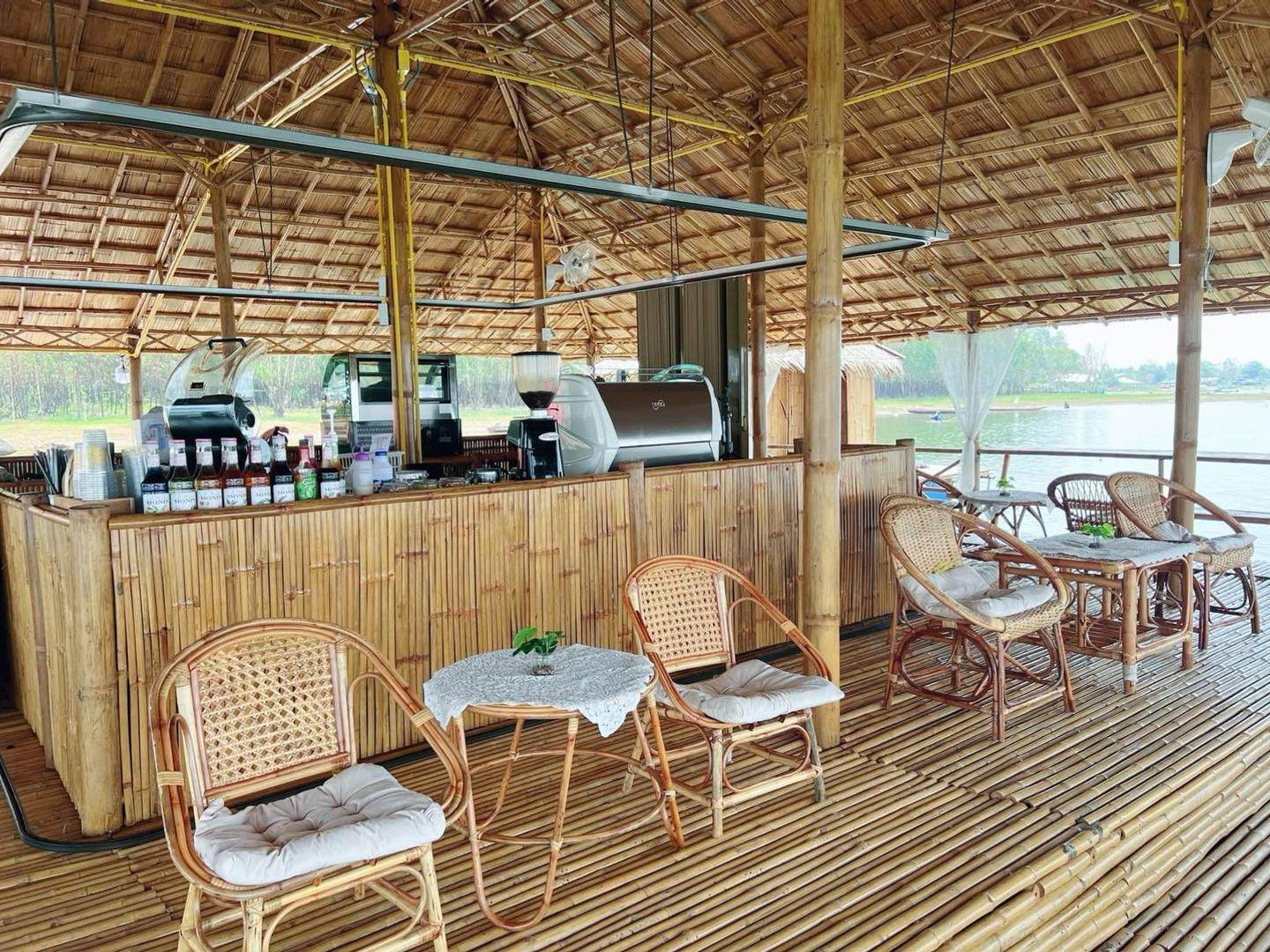 Nam Dum Cafe