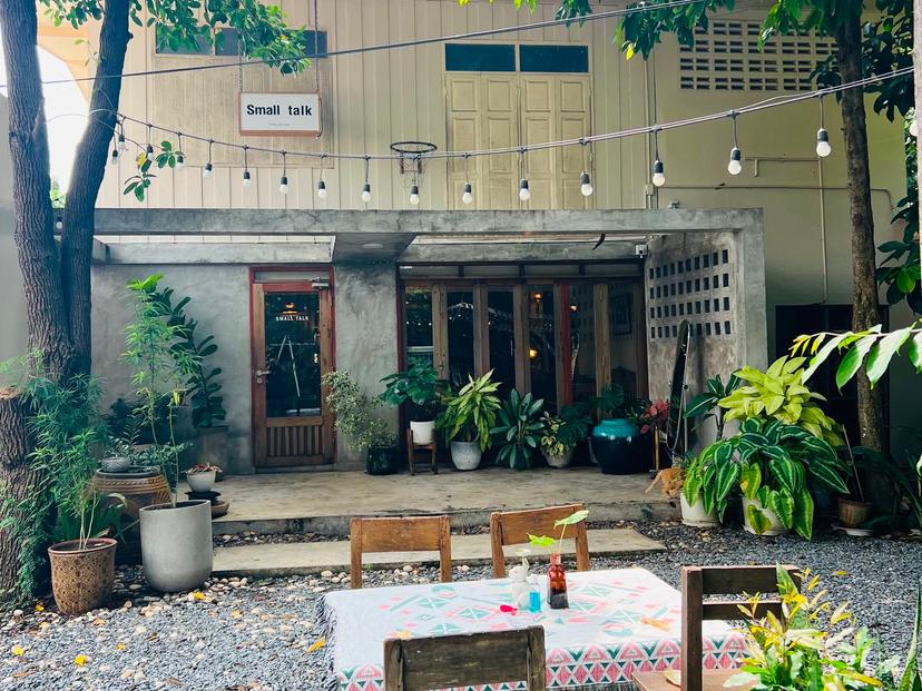 Small Talk Lopburi