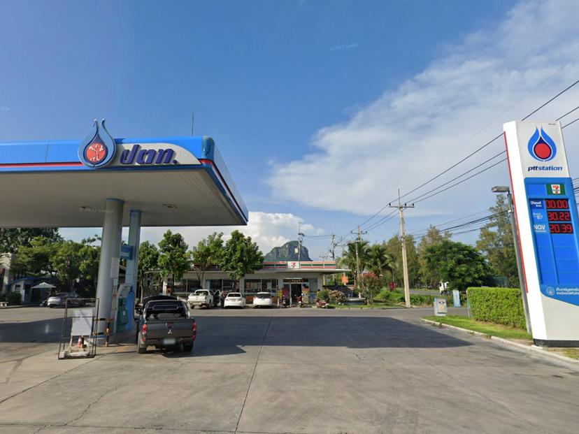 PTT Station Hup Krapong Intersection NGV and EV Service Station