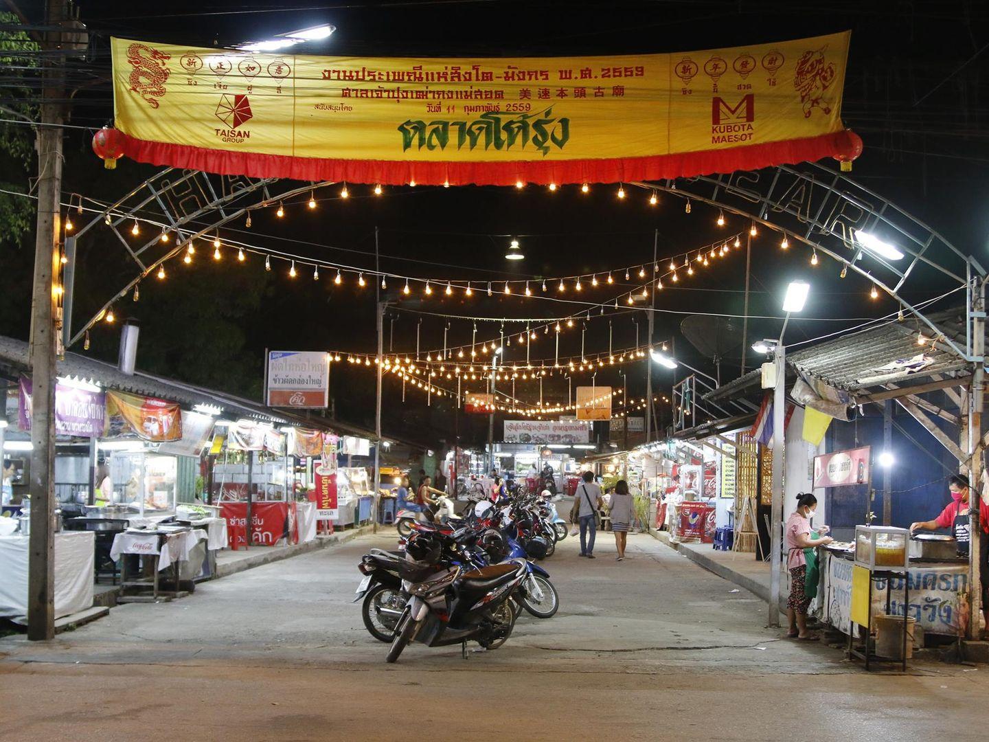 Mae Sot Night Market