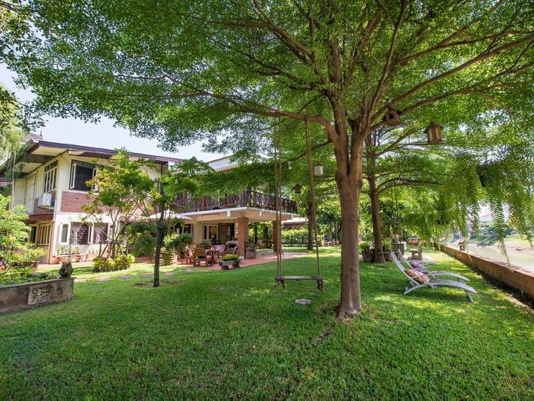 Phuttal Residence