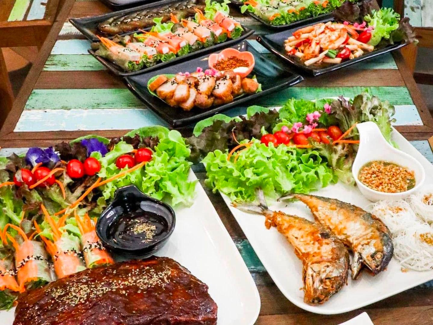 ร้านกินผักคาเฟ่ นครปฐม