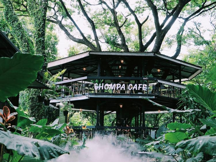 Chompa Café