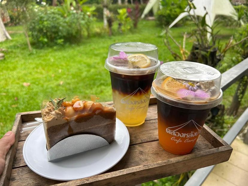 คลองหลังบ้าน​ คาเฟ่แคมป์