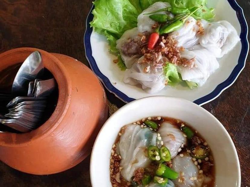 ร้านข้าวเกรียบปากหม้อคุณวัชรี