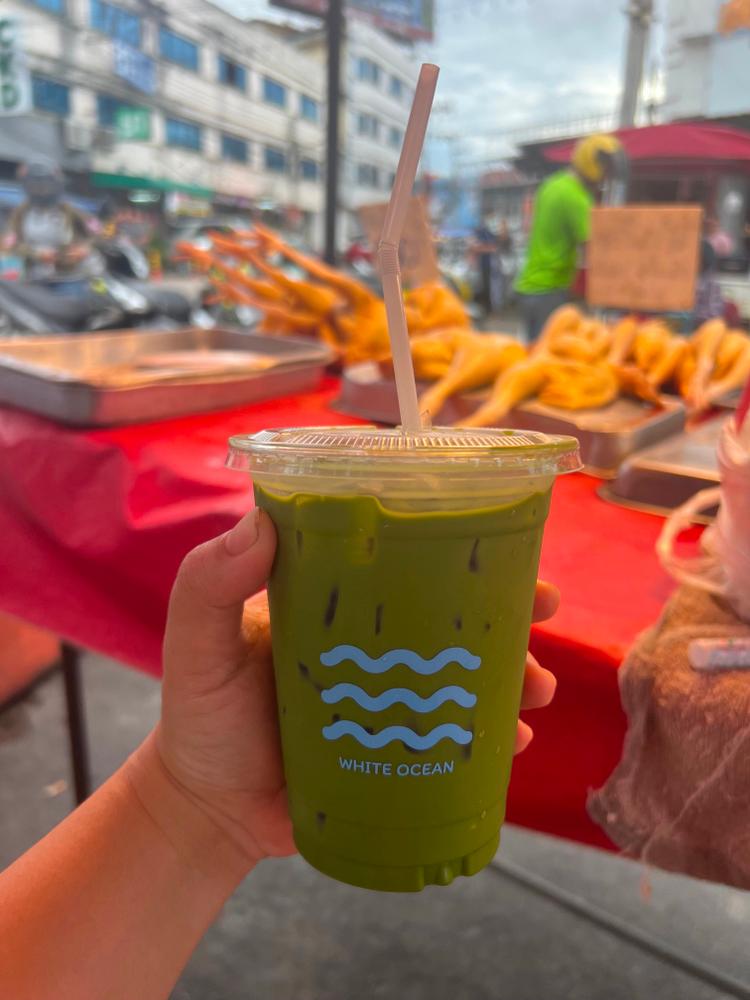 White Ocean Coffee and Bakery - กาแฟ และ เบเกอรี่