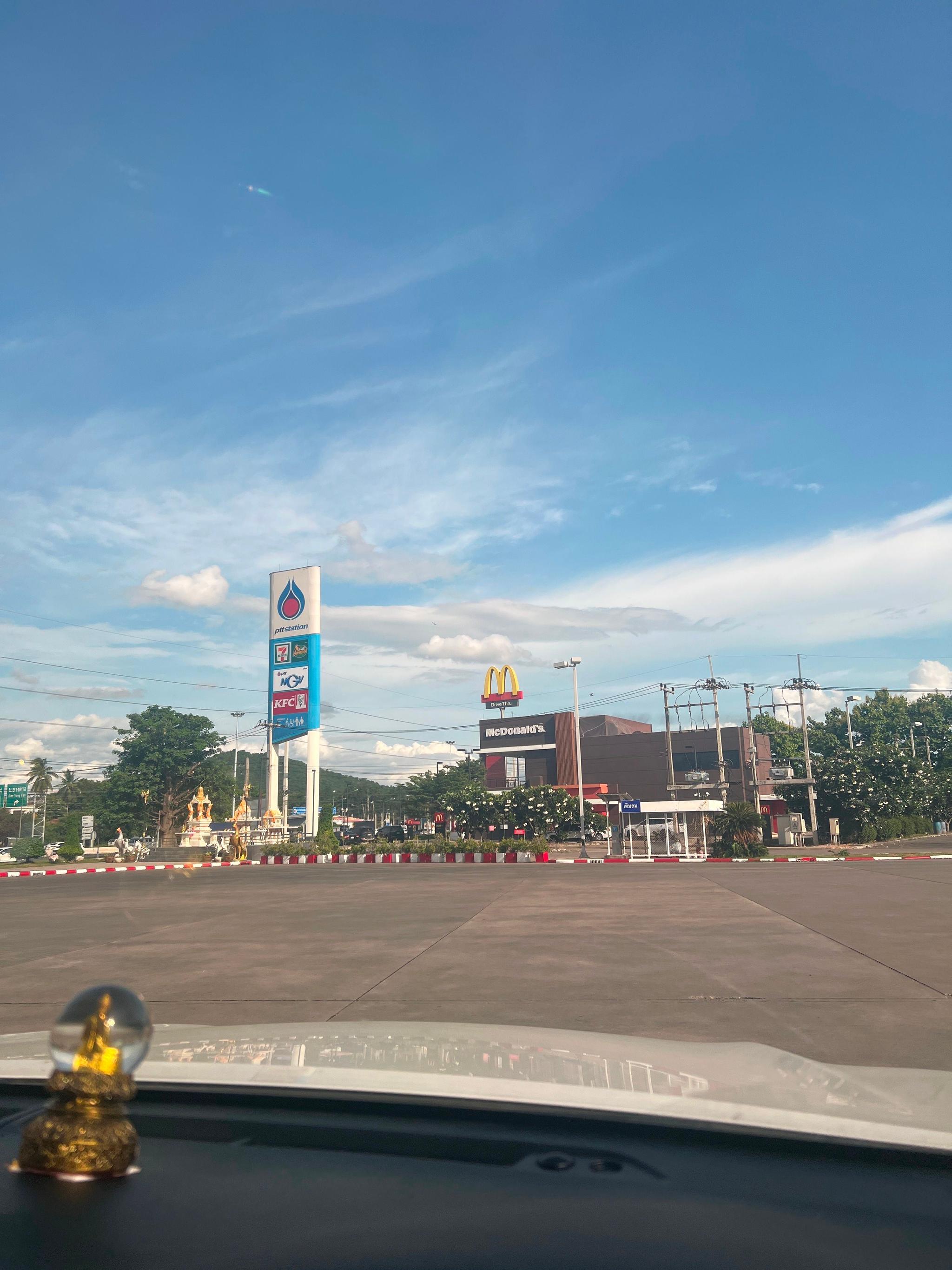 ปตท.เขาทอง(ขาออก) (น้ำมัน+NGV+EV)
