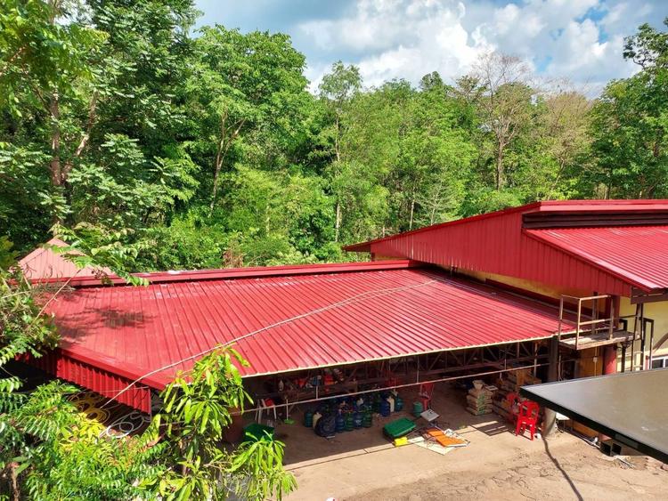 Wat Khao Phanom Rung Si (Wat Khao Chi)