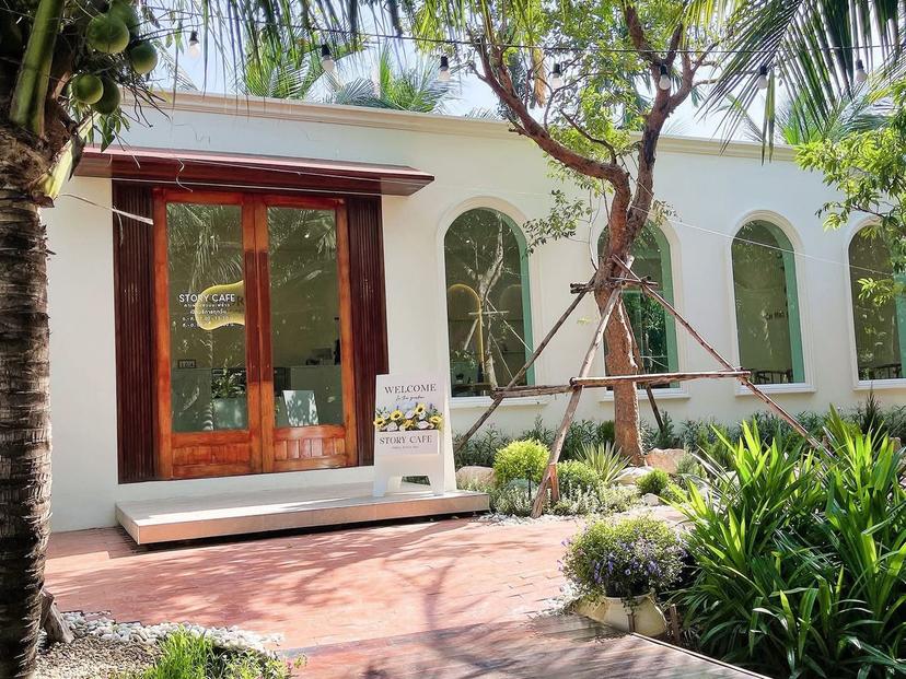Story cafe คาเฟ่ในสวนมะพร้าว