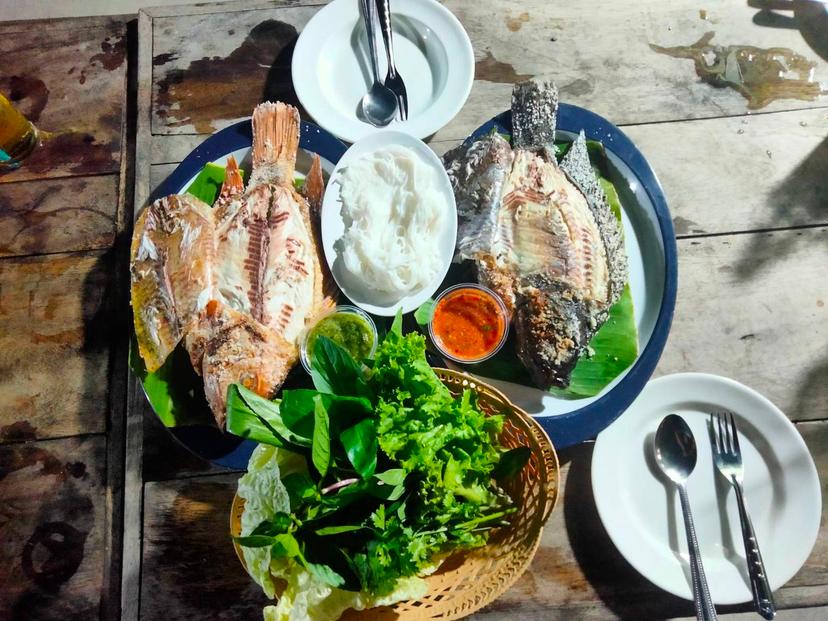 ร้านอาหาร วนิดาปลาเผาแซ่บอีสาน