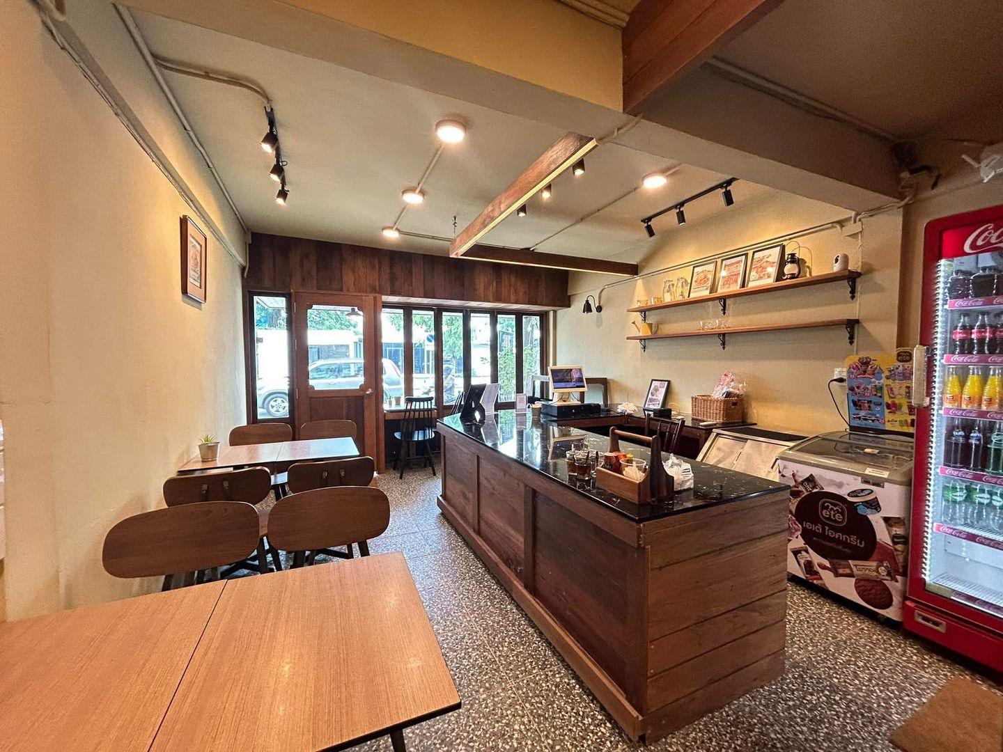 มโหฬาร การกะเพรา สาขาตลาดเอสที เพิ่มสิน