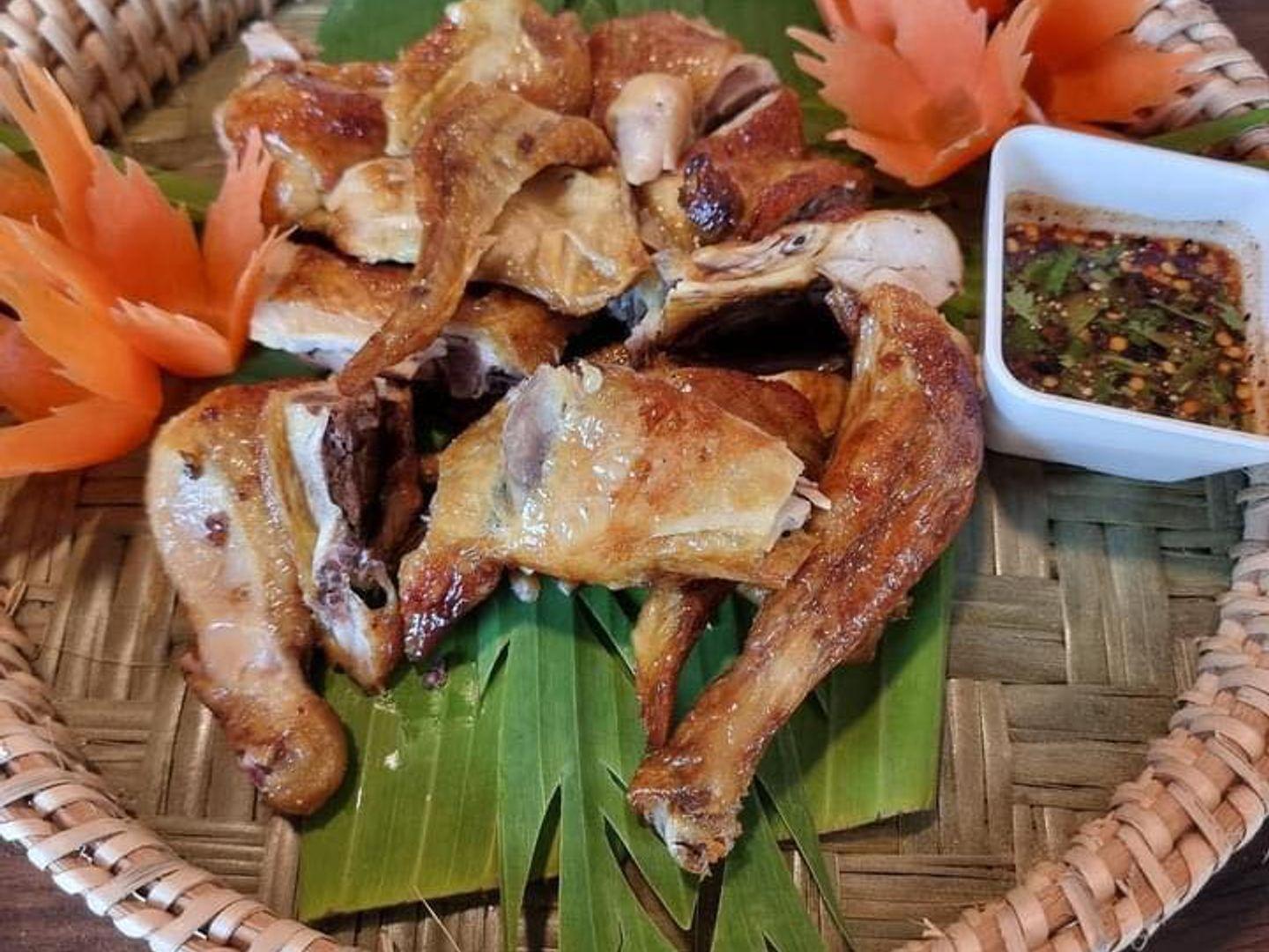 แซ่บบักคักนครนายก