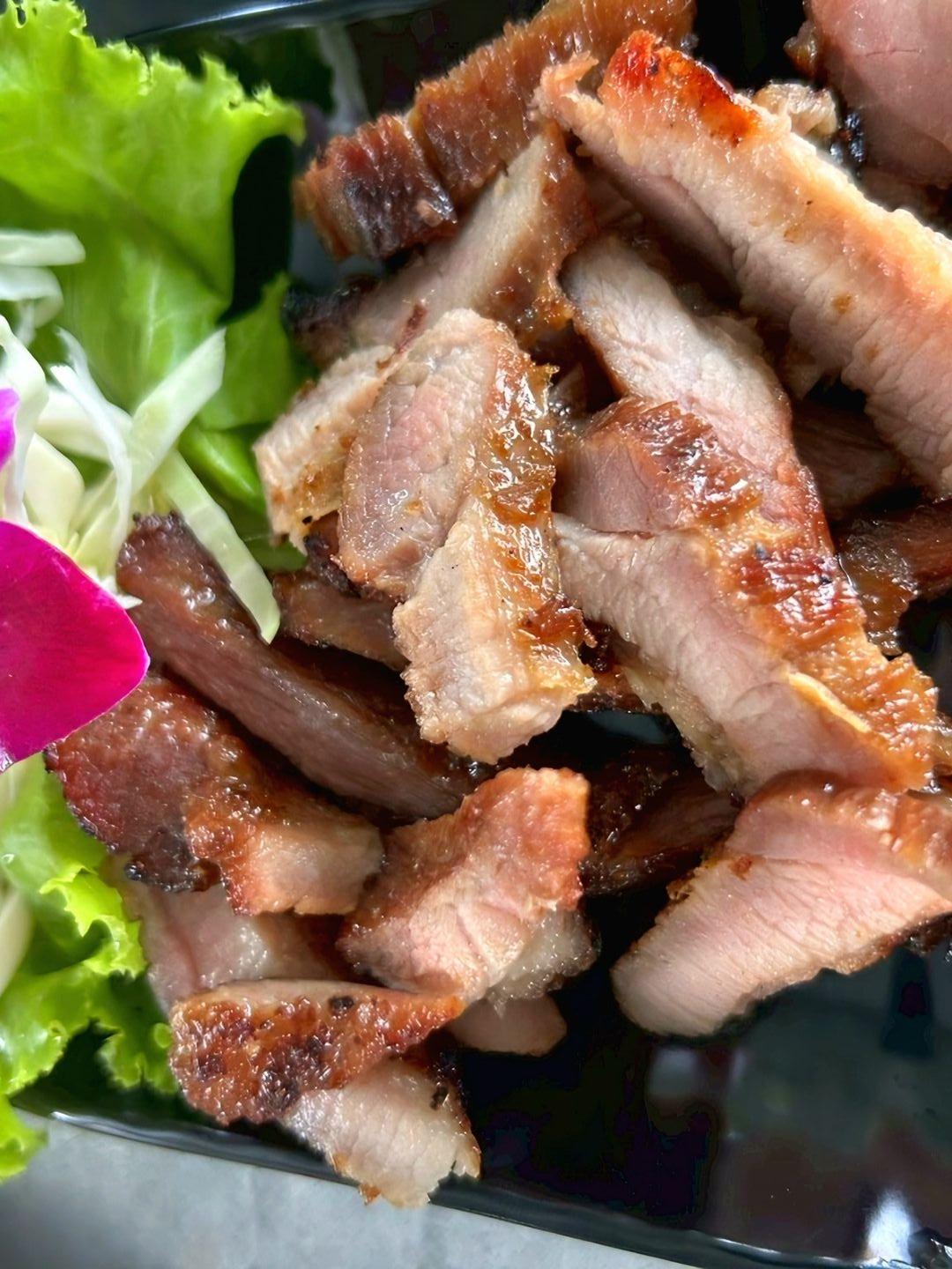 Mun Aroi Allseason Restaurant