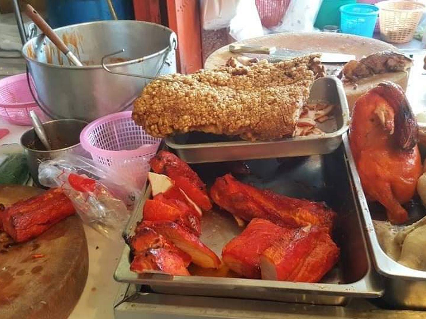 Som Khao Moo Daeng Nakhon Pathom