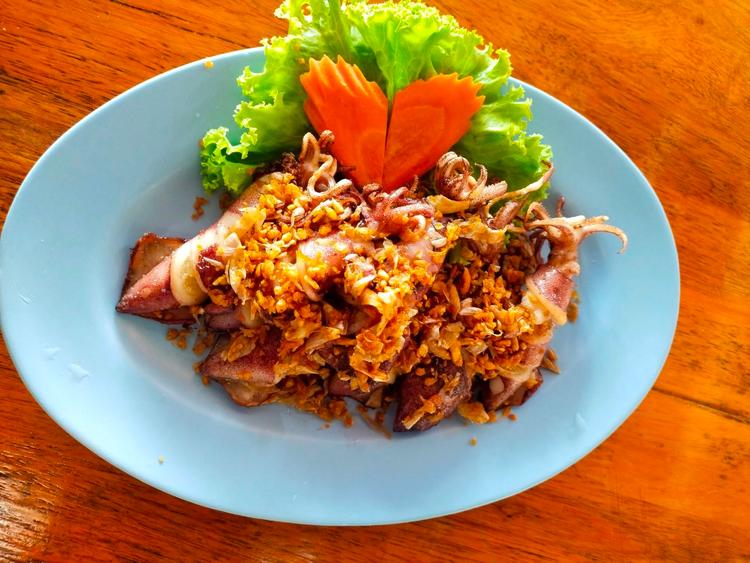 ครัวลุงหมึก ป้าหลอด