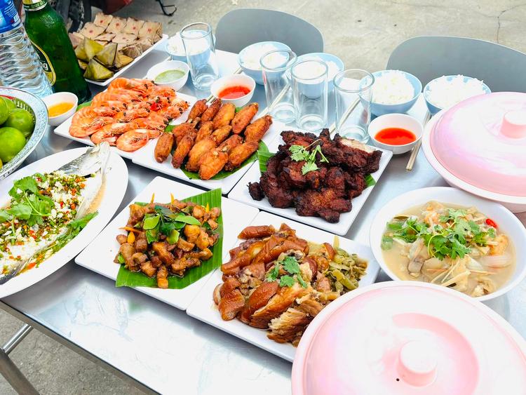 เจ๊หมวย ข้าวต้มปลา ลพบุรี