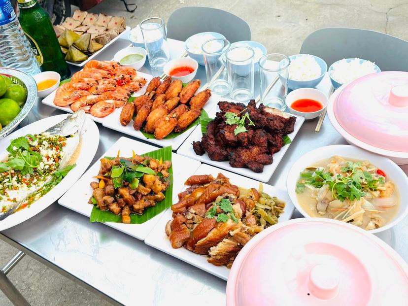 Jie Muai Fish Porridge (Lopburi)