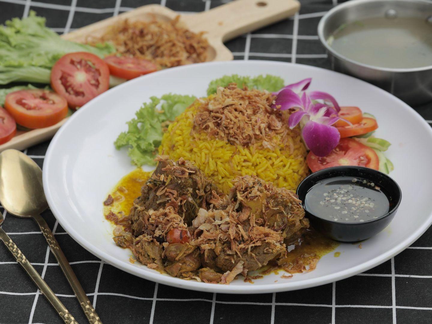 ร้านหวังบู่สมุทรนิเวศน์ เจ้าเก่าปากน้ำ