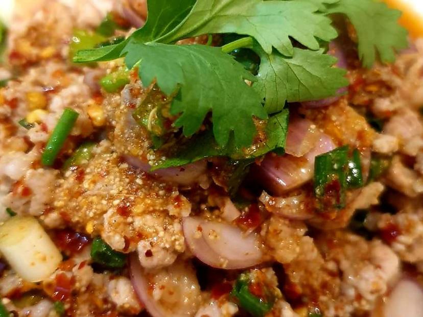 Arroy Sure Krua Suea Yai