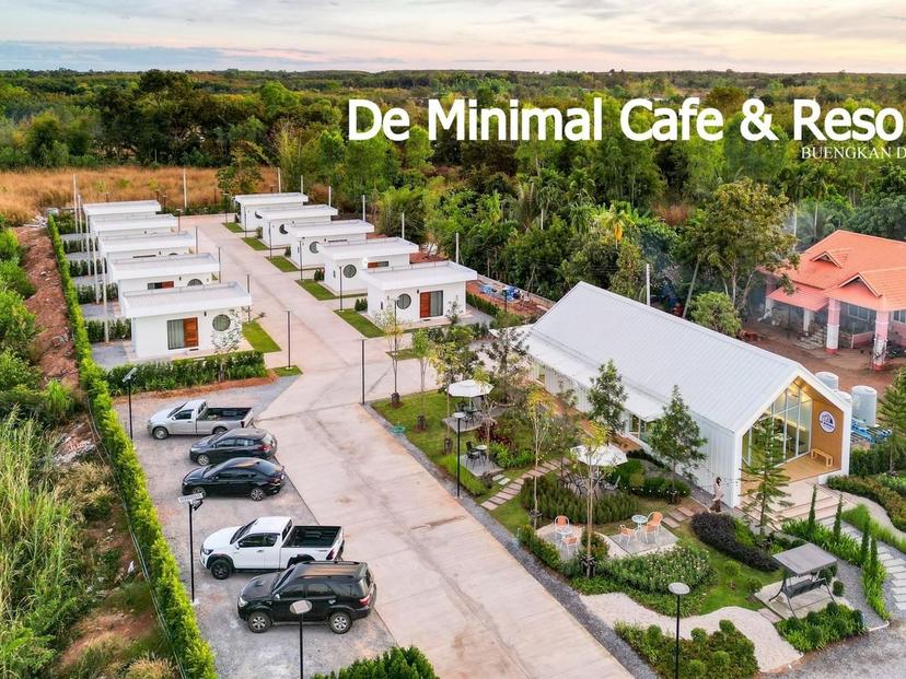 De Minimal Cafe & Resort