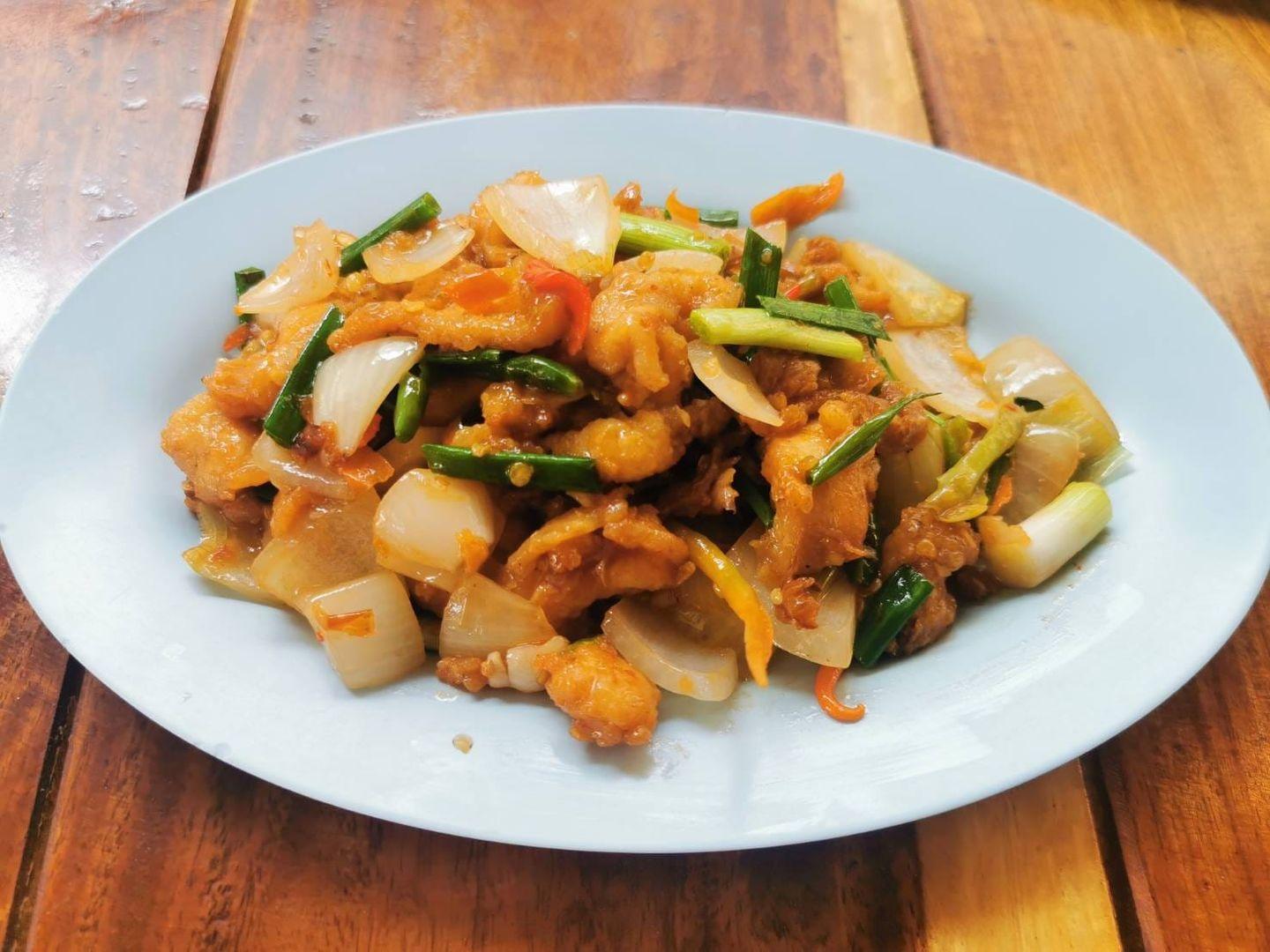 น้องมนอาหารป่า อาหารตามสั่ง