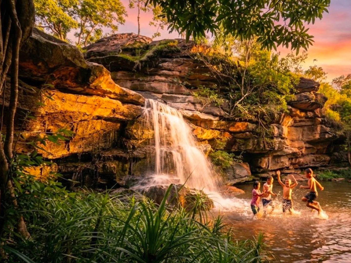 น้ำตกผาลี่