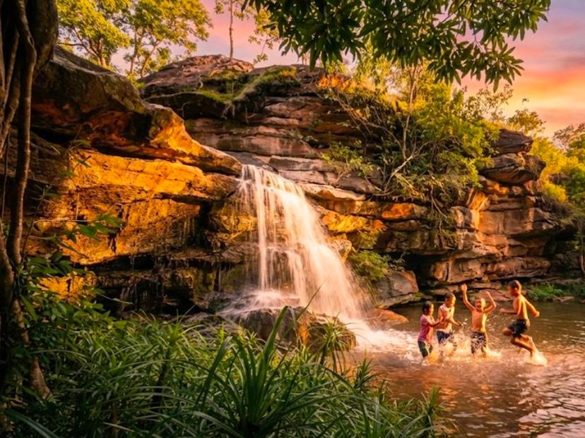 น้ำตกผาลี่