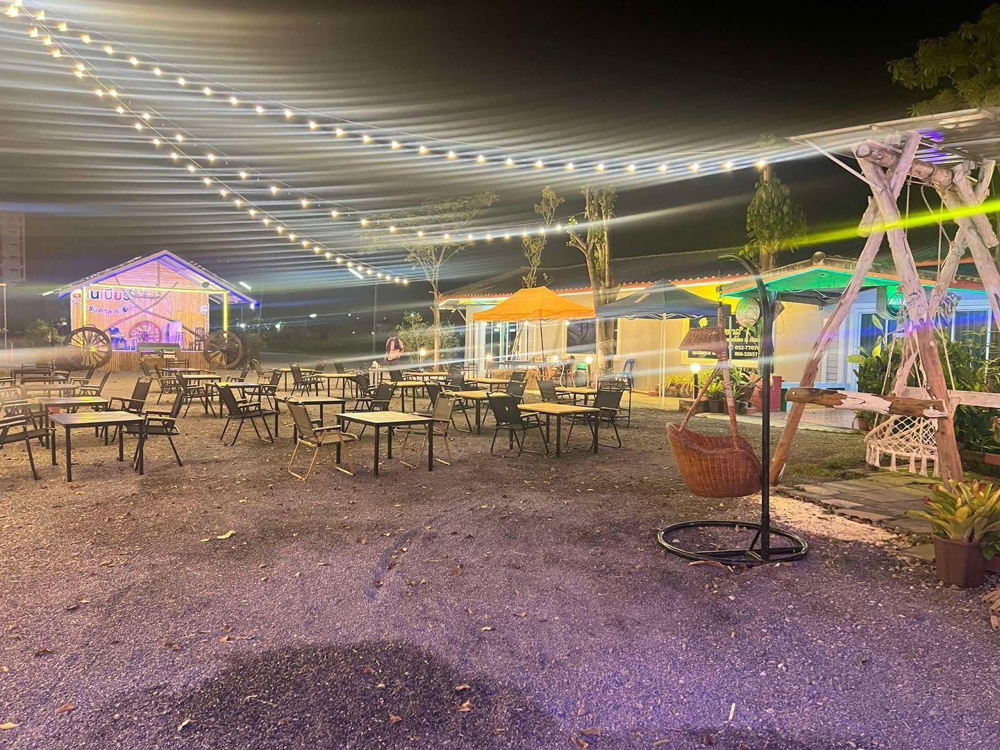 ลานเบียร์ เพชรร่มตาล การ์เด้น