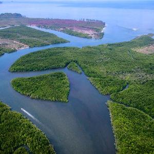 เกาะรูปหัวใจ ตรัง